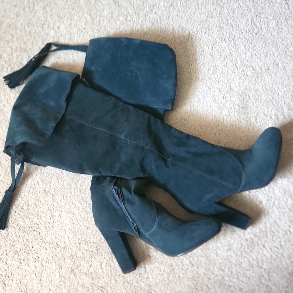 Shoe Dazzle Forest Green Suede Heeled Boots